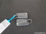  Volkswagen  T-CROSS VOLKSWAGEN  / 2019 / 5P / SUV 1.0 TSI STYLE #97