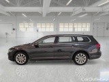  Volkswagen  Passat VOLKSWAGEN  / 2019 / 5P / STATION WAGON VAR. 2.0TDI SCR EVO 110KW BUSIN. BMT DSG #8