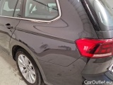  Volkswagen  Passat VOLKSWAGEN  / 2019 / 5P / STATION WAGON VAR. 2.0TDI SCR EVO 110KW BUSIN. BMT DSG #42