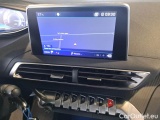  Peugeot  3008 PEUGEOT  / 2016 / 5P / SUV BLUEHDI 130 EAT8 SeS ACTIVE #95