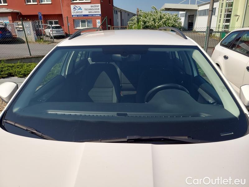  Skoda  Octavia  Combi  (5E5)(03.2017->)  Com TDI 110 Ambit. AT #1