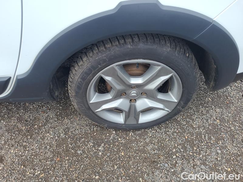  Dacia  Lodgy  (2012)  1.5dCi 70 SS Stepway 7S #24