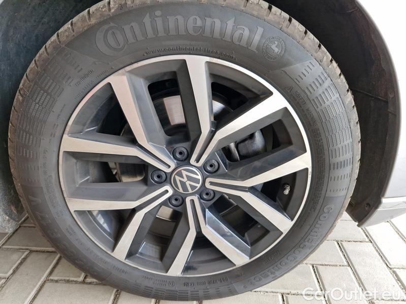 Volkswagen  Passat  Variant (CB5) (2019) Pas.Var.2.0TDI 110 Elegance #25