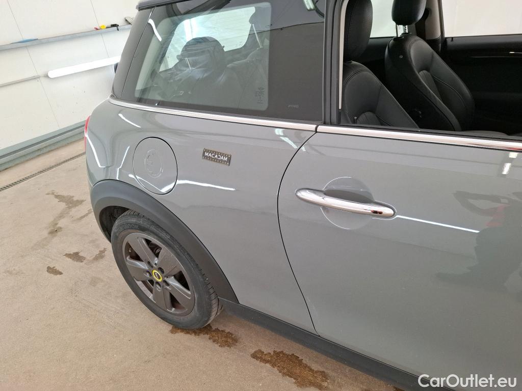  Mini  Mini   / 2014 / 3P / Berline Cooper SE Finition Yours 184 ch BVA #1