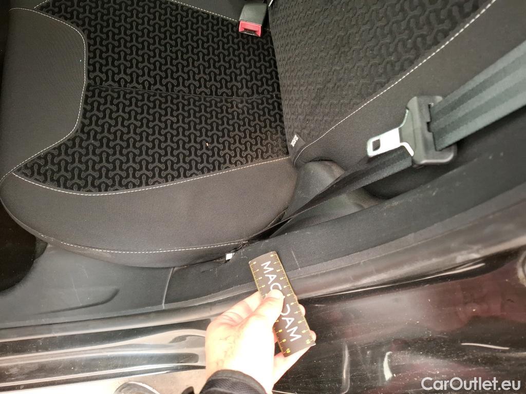  Citroen  C3 CITROEN  5p Berline Business HDi 70 FAP #25