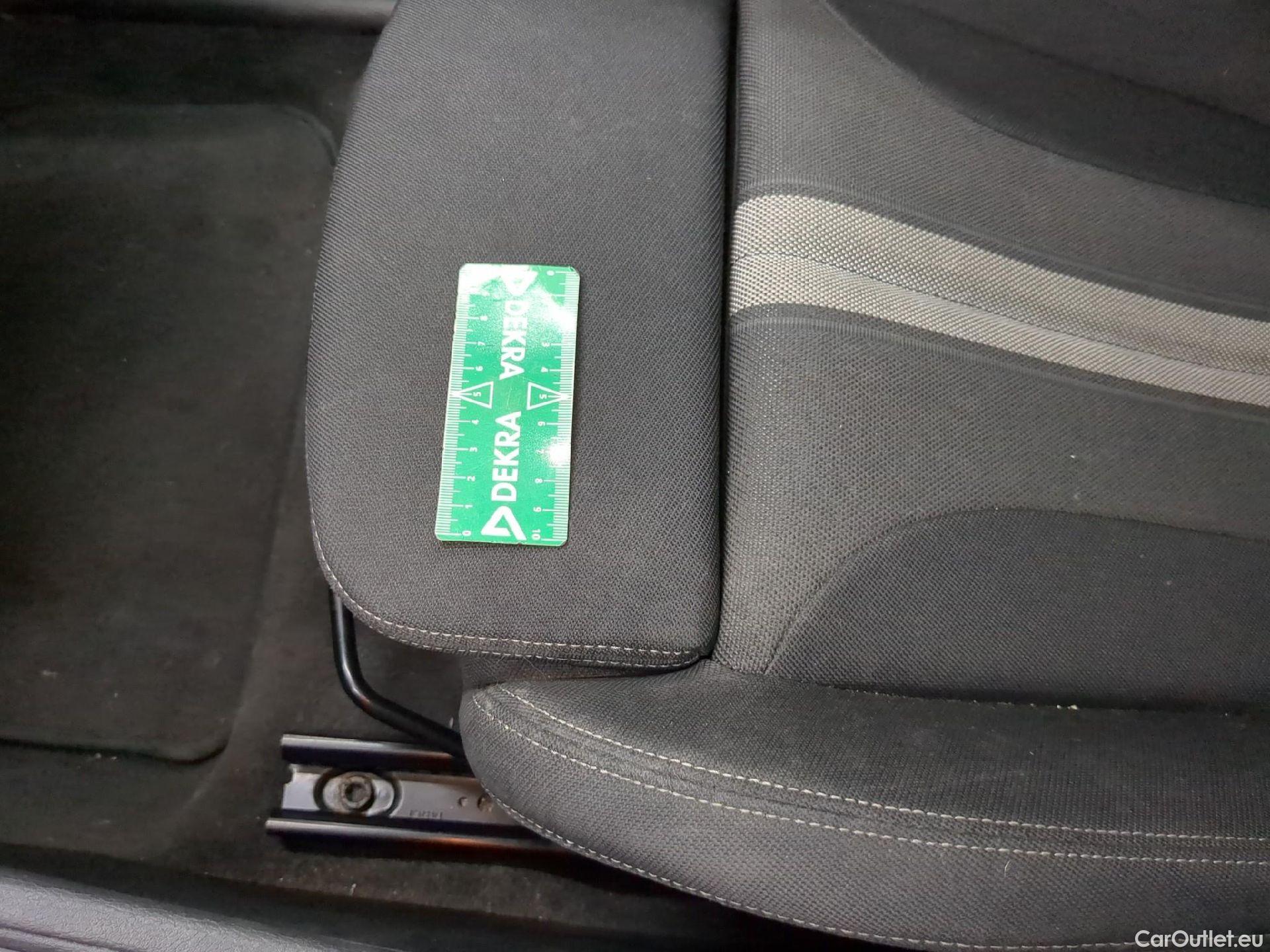  Bmw  X1 Série  xDrive18d Lounge 2.0 150CV BVA8 E6d #9