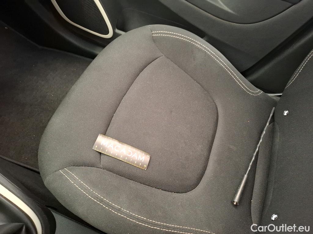  Renault  Captur  Business 0.9 TCe 90CV BVM5 E6 #26