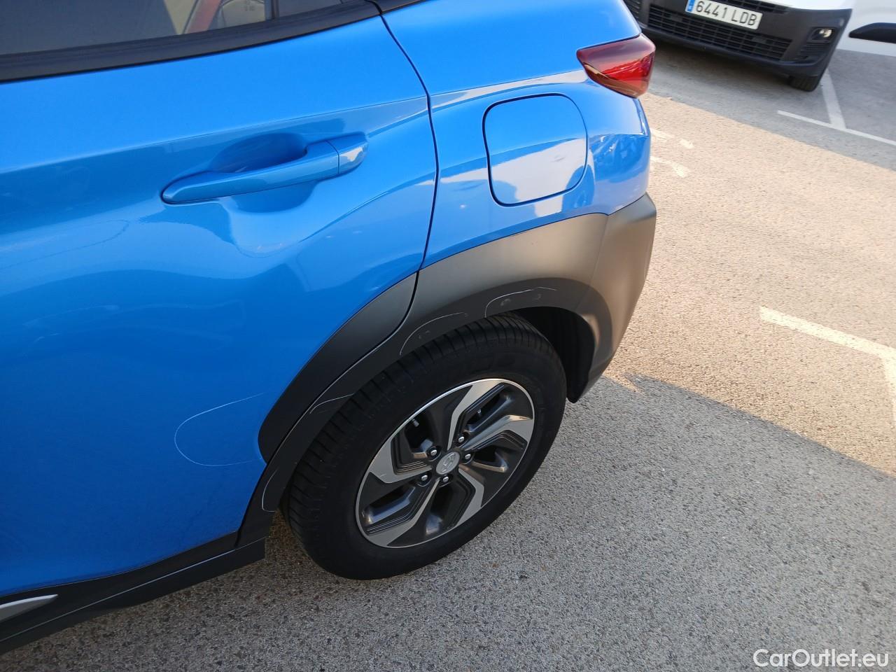  Hyundai  Konna HYUNDAI Kona / 2017 / 5P / todoterreno 1.6 GDI HEV Tecno Red DT #34