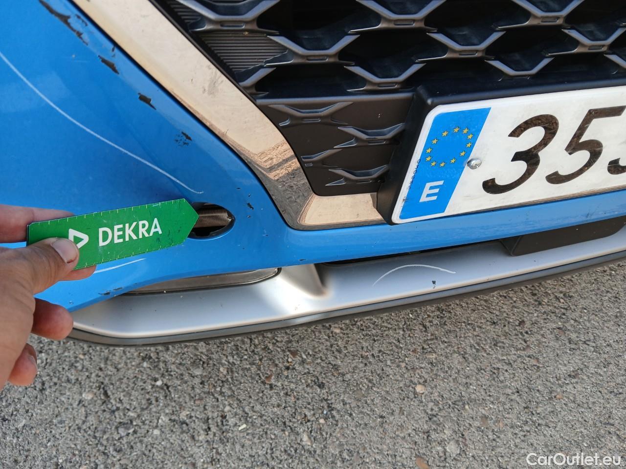  Hyundai  Konna HYUNDAI Kona / 2017 / 5P / todoterreno 1.6 GDI HEV Tecno Red DT #17