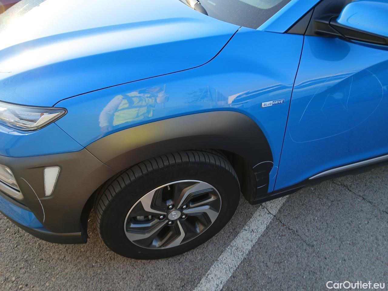  Hyundai  Konna HYUNDAI Kona / 2017 / 5P / todoterreno 1.6 GDI HEV Tecno Red DT #26