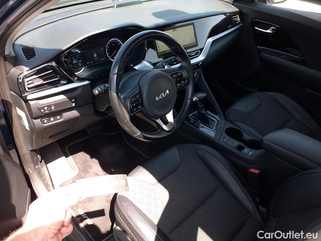  KIA  Niro KIA  / 2019 / 5P / crossover 1.6 GDi PHEV 104kW (141CV) Drive #38
