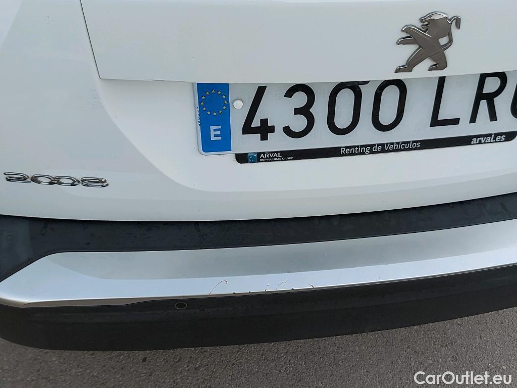  Peugeot  2008  Allure Pack 1.5 HDi 110CV MT6 E6d #17