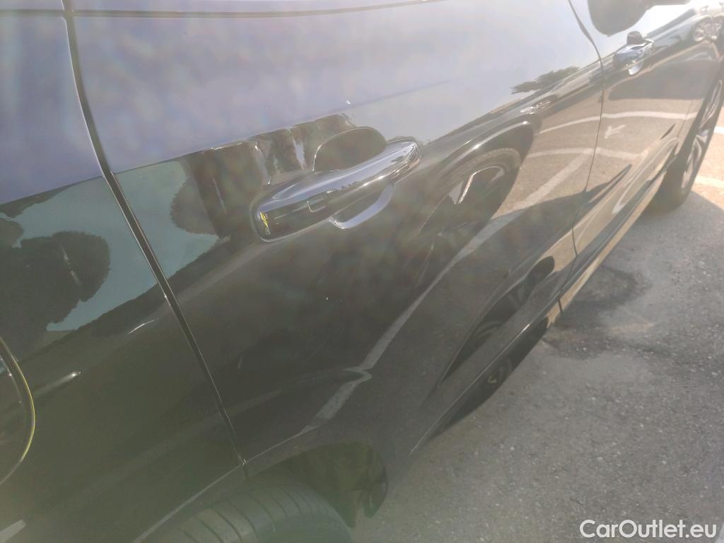  Volvo  XC60 VOLVO  / 2017 / 5P / todoterreno 2.0 T6 AWD Recharge R-Design Exp Auto #26