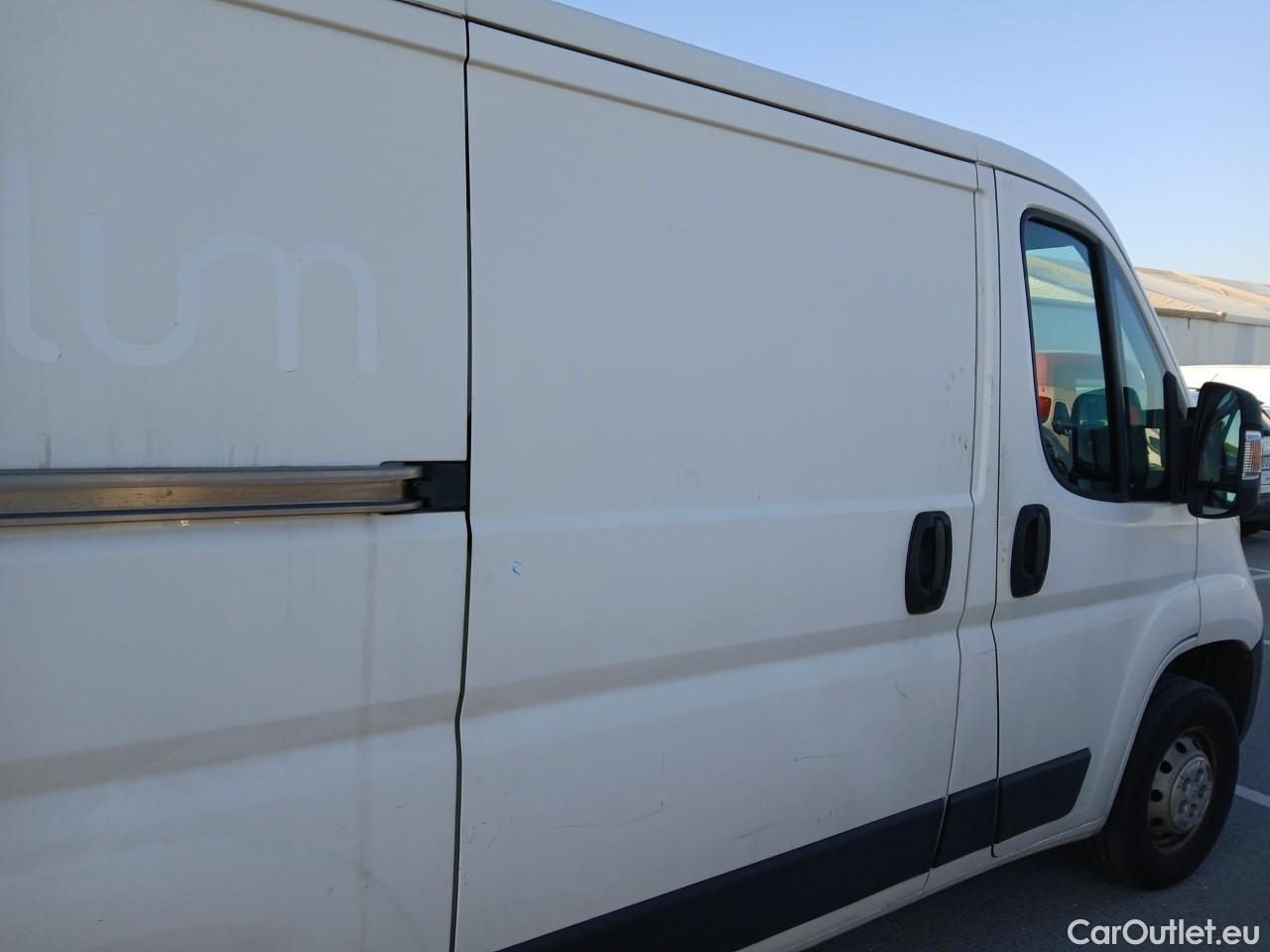  Citroen  Jumper CITROEN  / 2014 / 4P / furgón BlueHDi 88KW (120CV) Furgón 30L1H1 #35