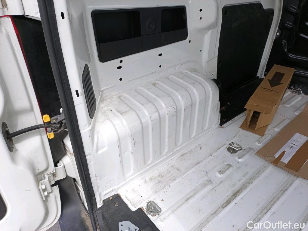  Fiat  Fiorino III  SX Cargo 1.3 Multijet 95CV MT5 E6 #11