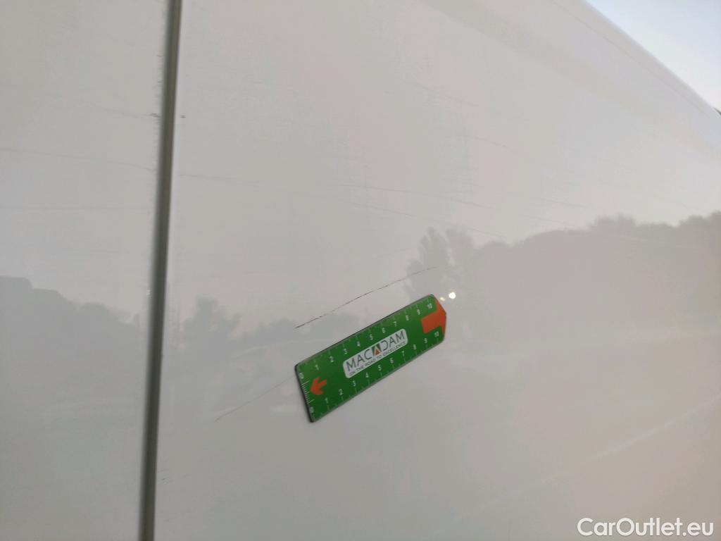  Fiat  Doblo FIAT Doblò Cargo/2015/3P/furgón derivado de turismo Cargo Base 1.4 T-Jet 88kW Natu Power CNG #29