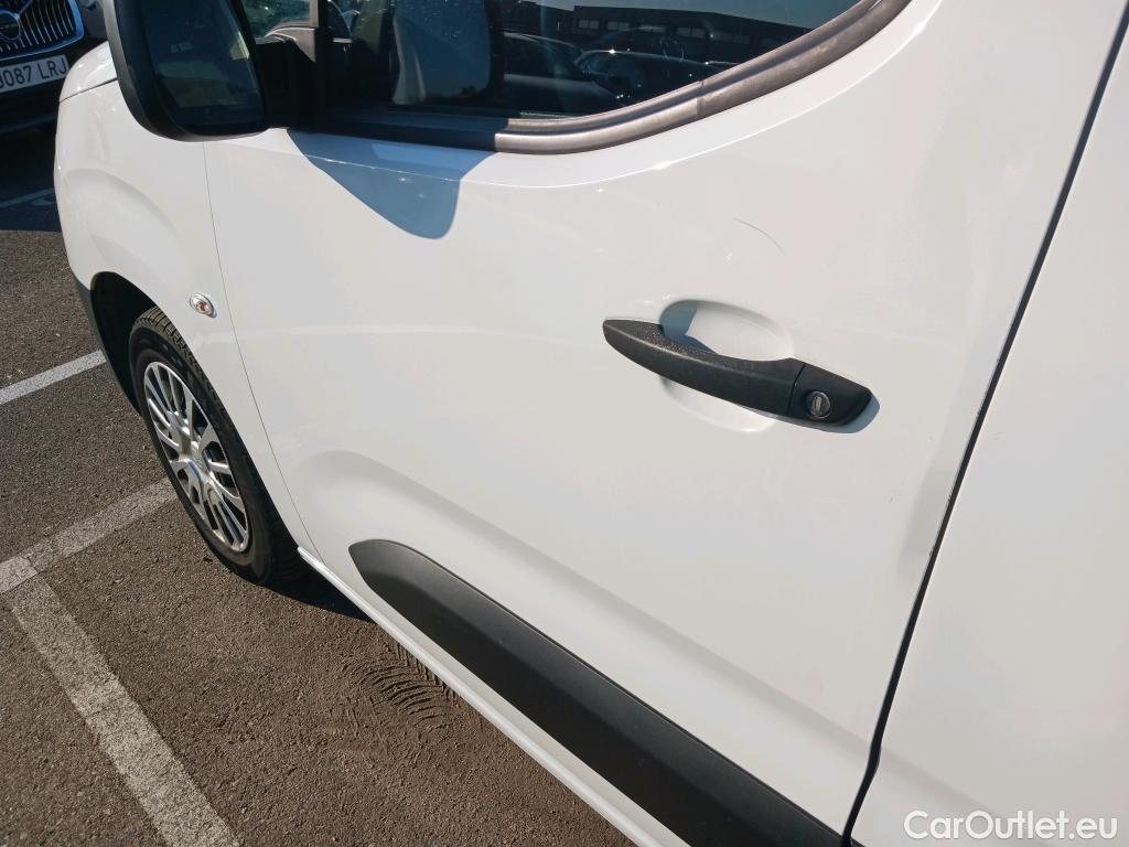  Toyota  Proace TOYOTA  City/2020/4P/furgón derivado de turismo 1.5D 96kW (130CV) VX Larga #17