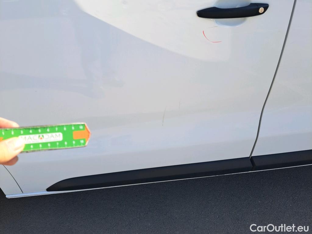  Opel  Vivaro OPEL  / 2019 / 4P / furgón 1.5 Diésel 74kW (100CV) M Std Express (AC) #29