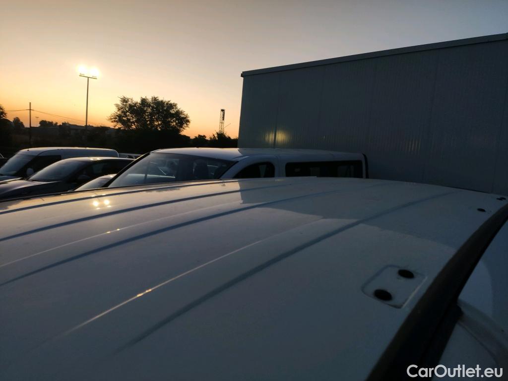  Fiat  Doblo FIAT Doblò Cargo/2015/3P/furgón derivado de turismo Cargo Base 1.4 T-Jet 88kW Natu Power CNG #34