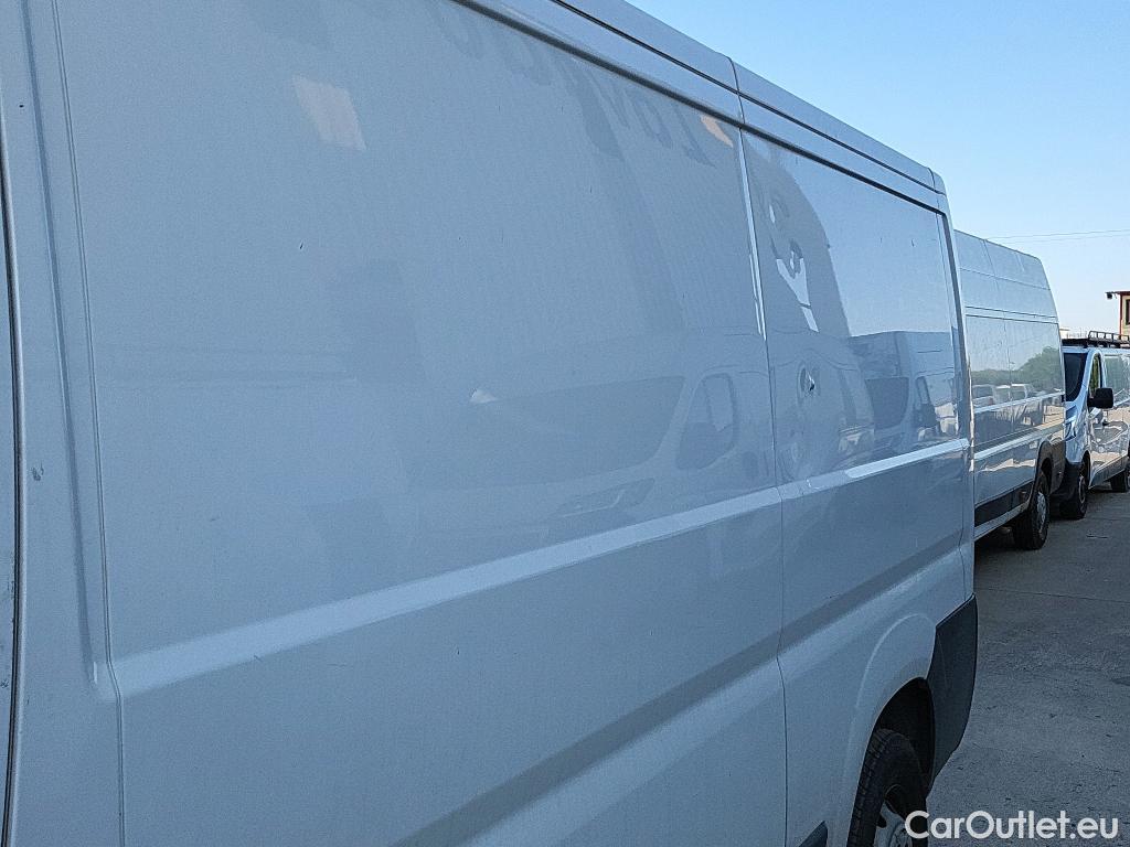 Peugeot  Boxer PEUGEOT  / 2014 / 4P / furgón 333 L2 H1 BHDI 88kW (120CV) S&S 6 Vel. M #5