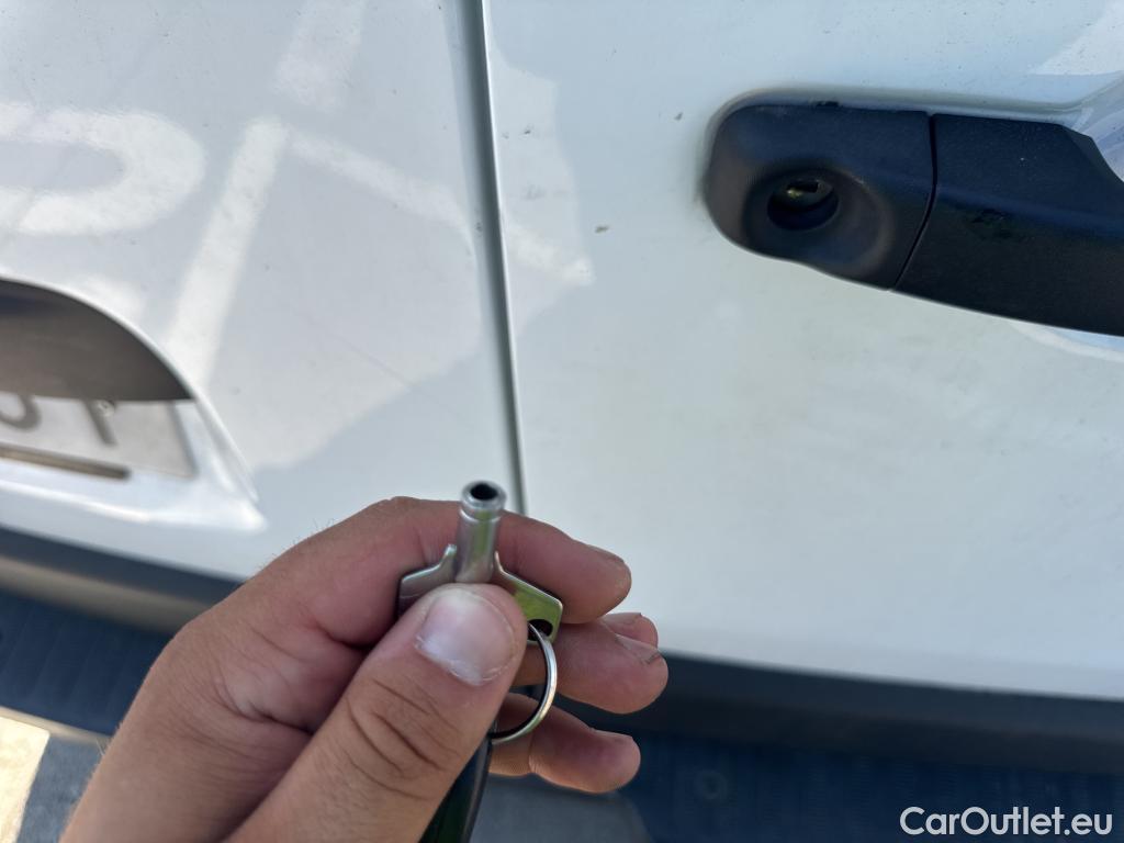  Opel  Movano OPEL  / 2019 / 4P / furgón 2.3 CDTI 99kW (135CV) L2 H2 F 3.5t (CX) #4