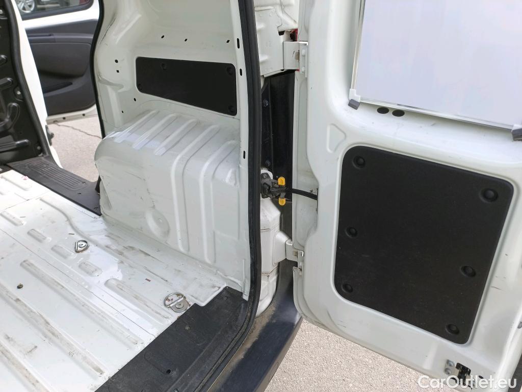  Fiat  Fiorino III  SX Cargo 1.3 Multijet 95CV MT5 E6 #12