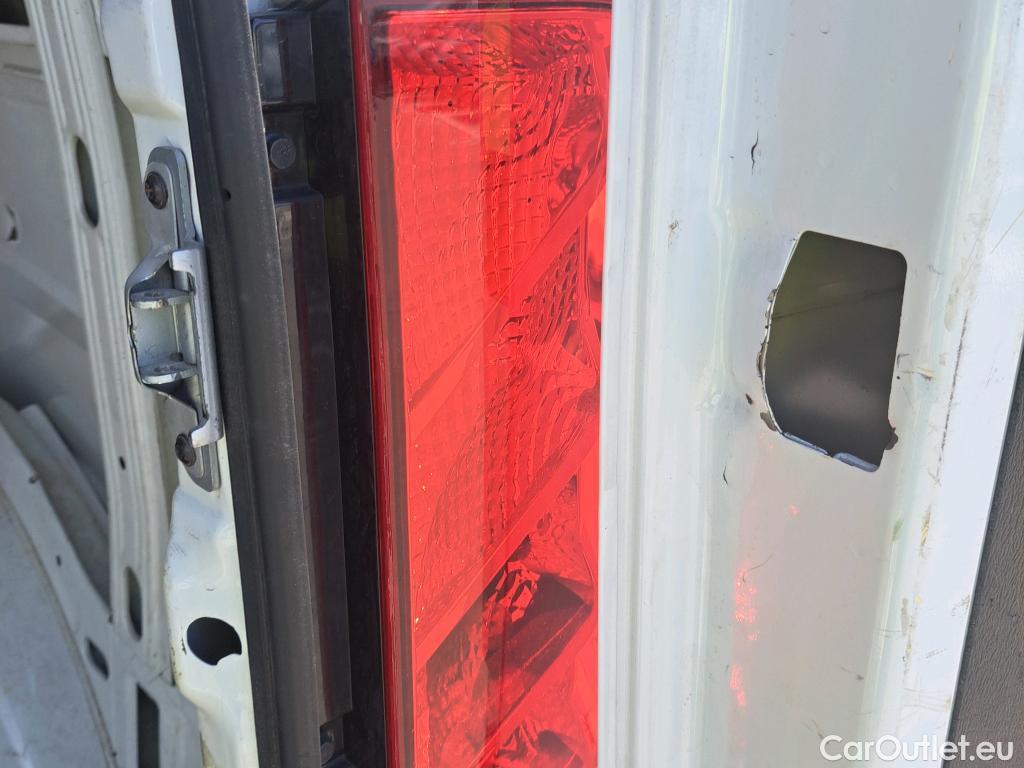  Iveco  Daily IVECO  / 2019 / 4P / furgón 2.3 TD 35S 12 V 3000/H1 7,3 M3 #71