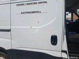  Iveco  Daily IVECO  / 2019 / 4P / furgón 2.3 TD 35S 12 V 3000/H1 7,3 M3 #7