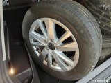  Volkswagen  Touran 2.0 TDI SCR DSG  2 #29