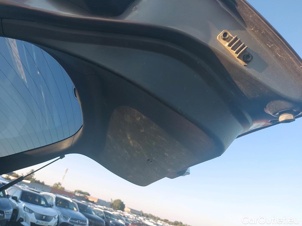  Land Rover  Discovery MITSUBISHI Eclipse Cross / 2021 / 5P / todoterreno 2.4 PHEV Kaiteki+ Auto 4WD #39