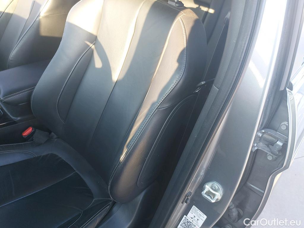  Land Rover  Discovery MITSUBISHI Eclipse Cross / 2021 / 5P / todoterreno 2.4 PHEV Kaiteki+ Auto 4WD #18
