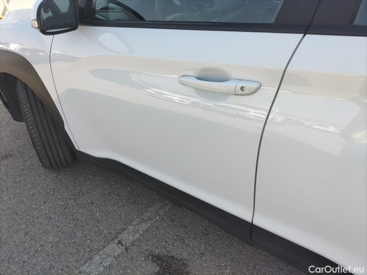  Hyundai  Konna HYUNDAI Kona / 2017 / 5P / todoterreno 1.0 TGDi Klass 4x2 #10