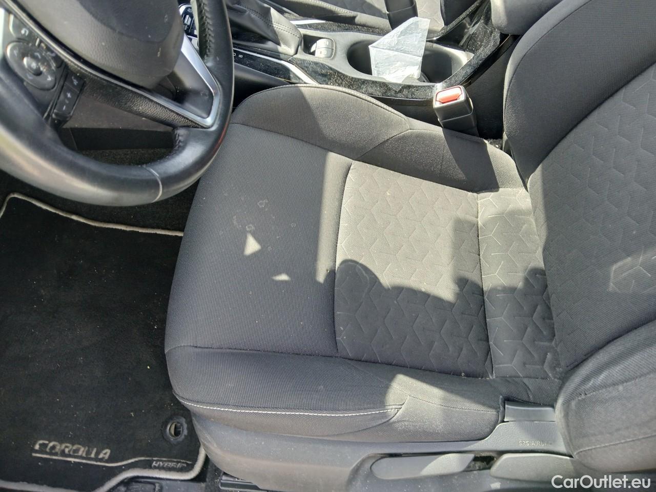  Toyota  Corolla TOYOTA  1.8 125H ACTIVE TECH E-CVT #18