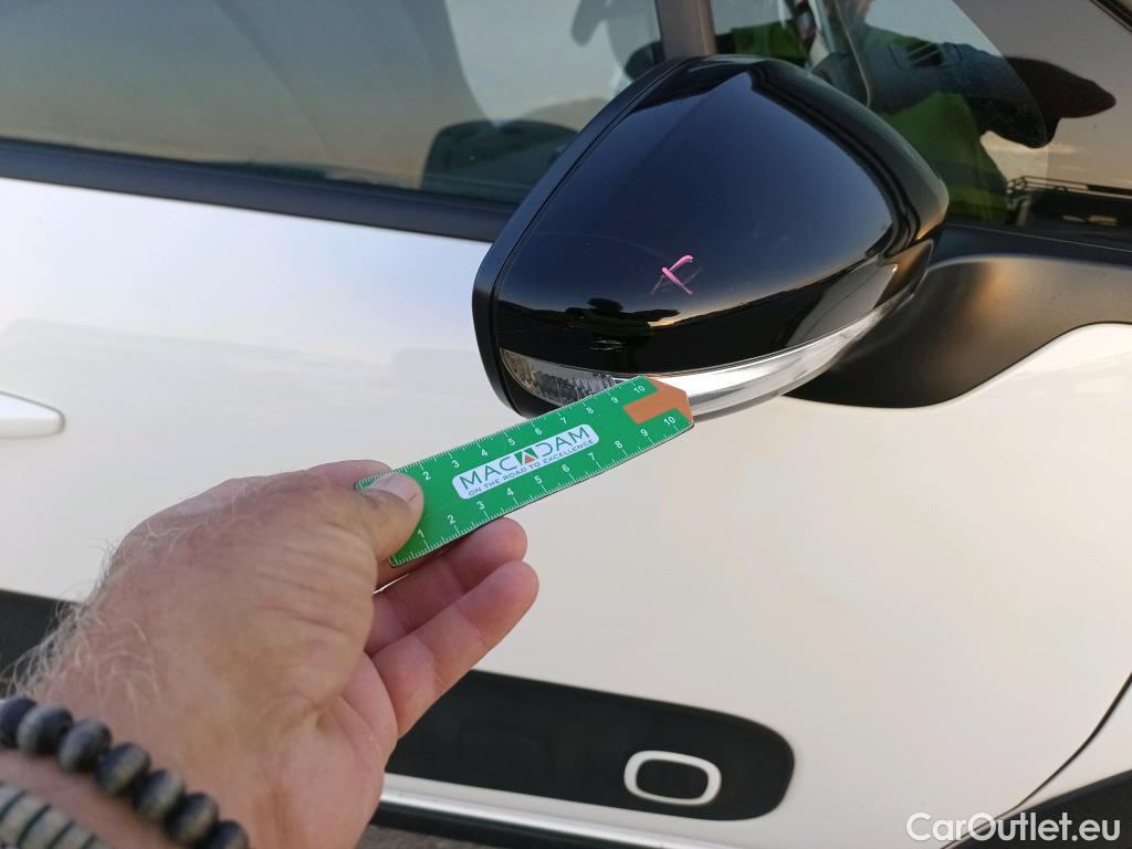  Citroen  C3  Shine 1.2 PureTech 80CV MT5 E6dT #15