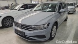  Volkswagen  Passat 2.0 TDI SCR DSG Conceptline Variant 