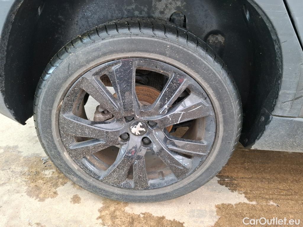  Peugeot  2008  GT Line 1.2 PureTech 130CV BVA6 E6dT #19