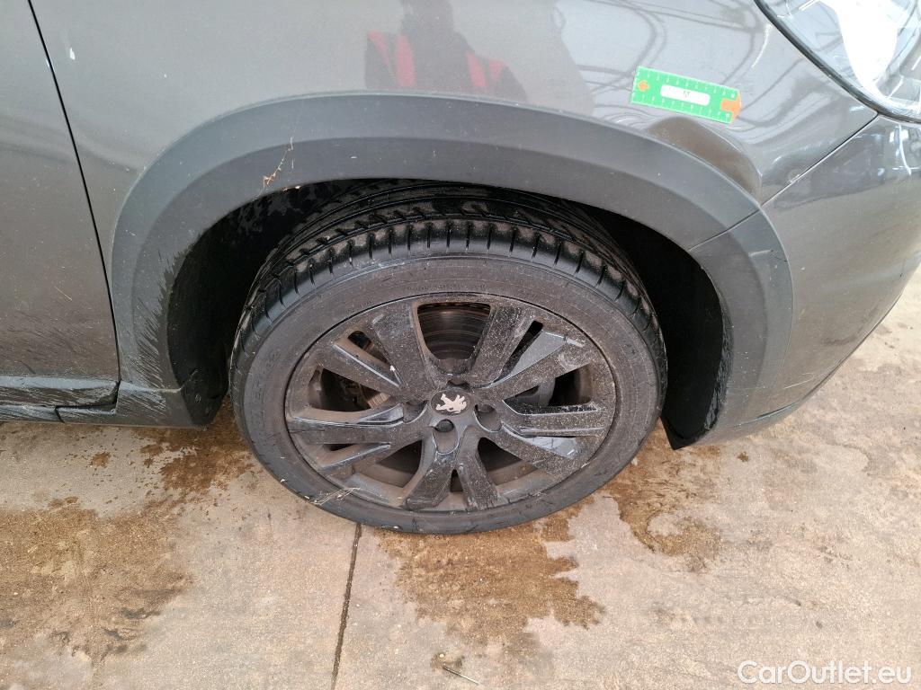  Peugeot  2008  GT Line 1.2 PureTech 130CV BVA6 E6dT #17