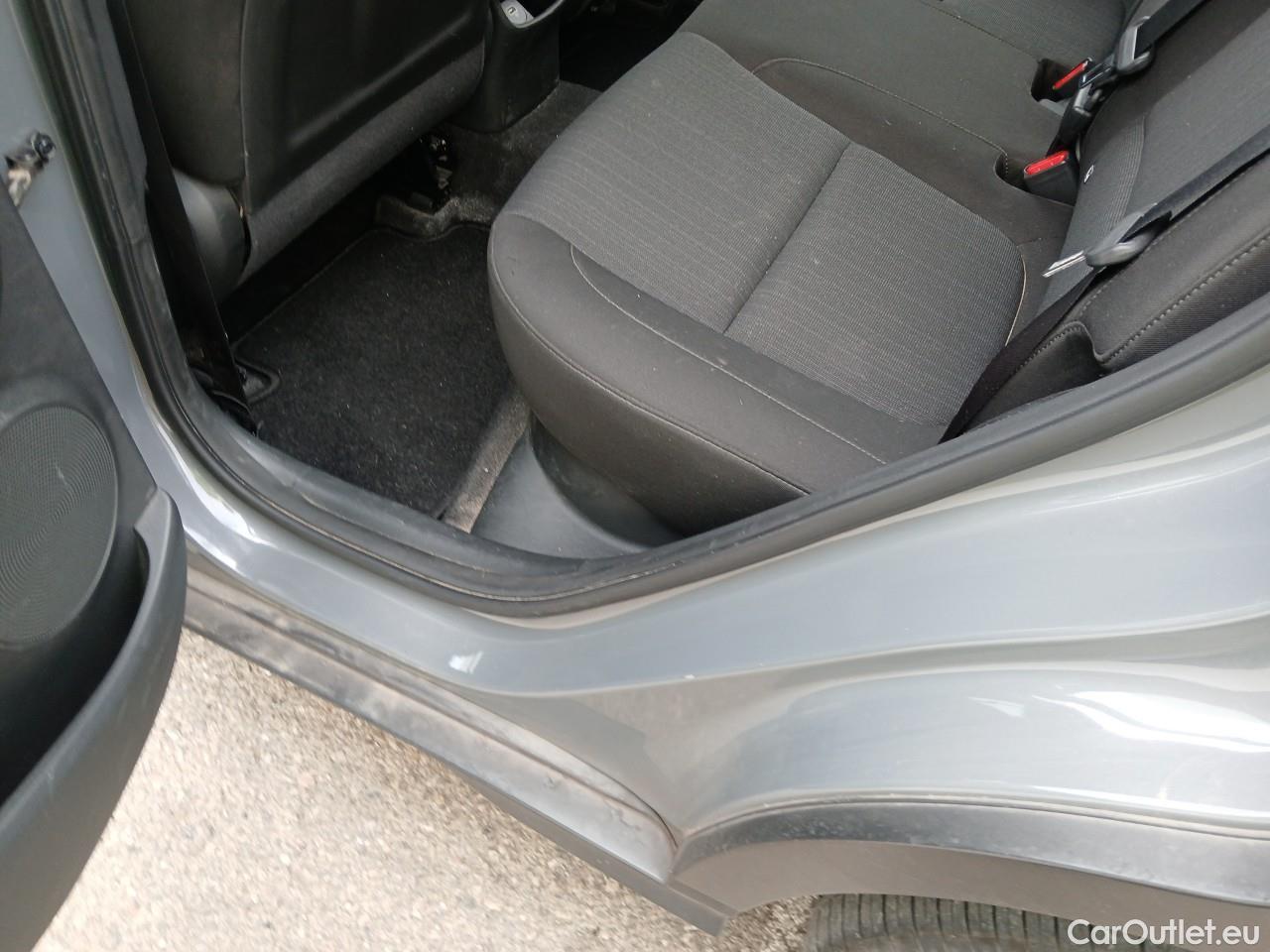  Hyundai  Konna HYUNDAI Kona / 2020 / 5P / todoterreno 1.0 TGDI 48V Maxx 4X2 #4