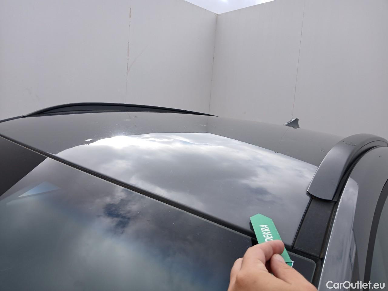  Hyundai  Konna HYUNDAI Kona / 2020 / 5P / todoterreno 1.0 TGDI 48V Maxx 4X2 #9