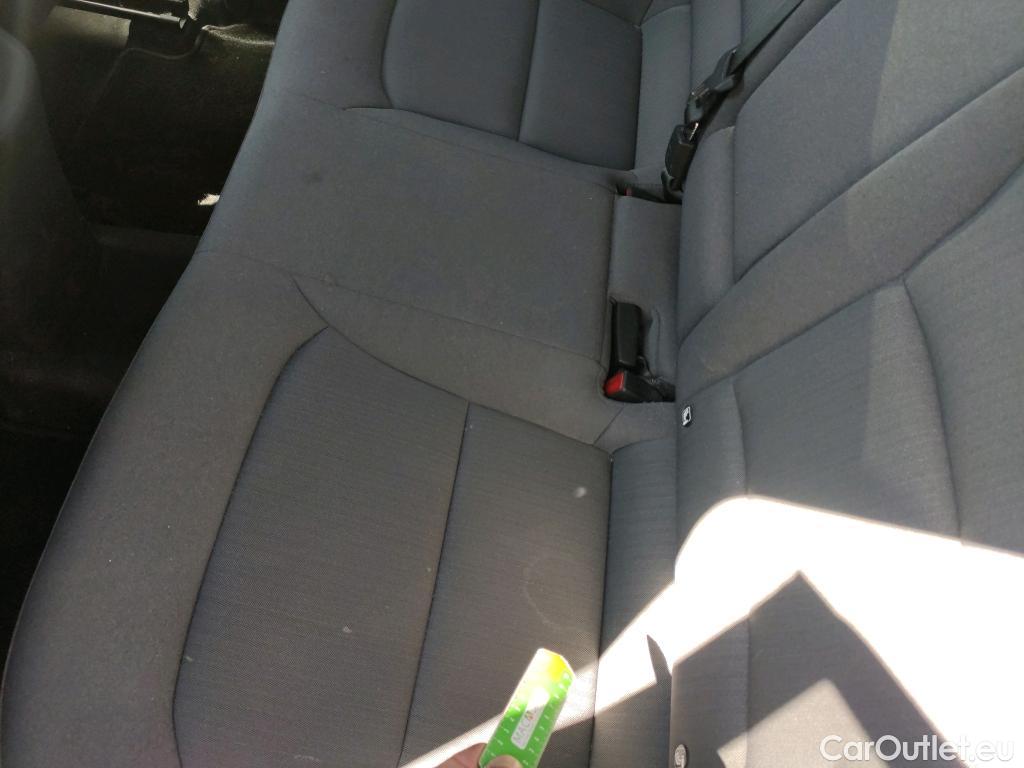  Hyundai   Ioniq HYUNDAI / 2019 / 5P / berlina con portón 1.6 GDI HEV Klass DCT #14