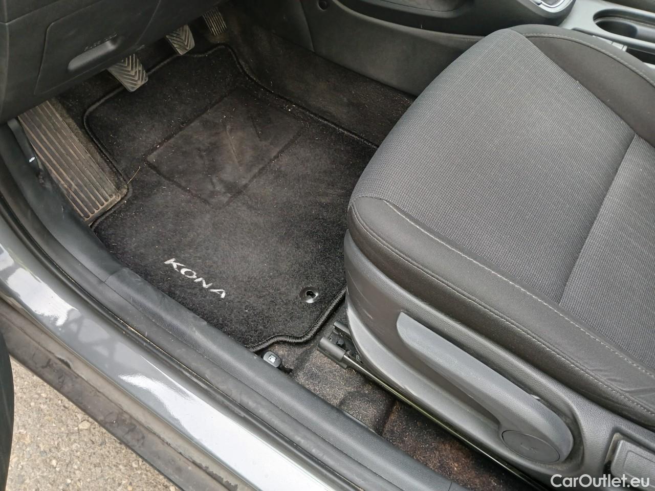  Hyundai  Konna HYUNDAI Kona / 2020 / 5P / todoterreno 1.0 TGDI 48V Maxx 4X2 #3