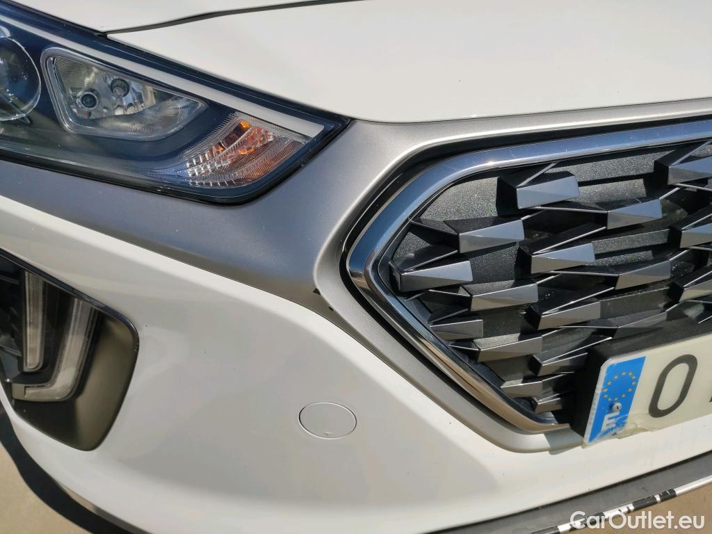  Hyundai   Ioniq HYUNDAI / 2019 / 5P / berlina con portón 1.6 GDI HEV Klass DCT #22