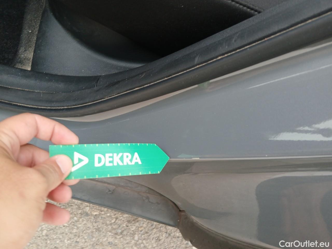  Hyundai  Konna HYUNDAI Kona / 2020 / 5P / todoterreno 1.0 TGDI 48V Maxx 4X2 #5