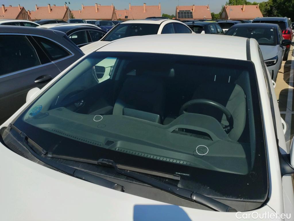  Hyundai   Ioniq HYUNDAI / 2019 / 5P / berlina con portón 1.6 GDI HEV Klass DCT #1