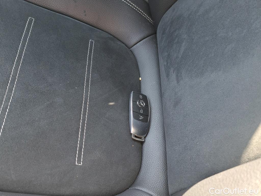  Mercedes  CLA-Klasse Clase CLA CLA 200 (118.387)Premium-Pack 1.3 165CV AT7 E6dT #1