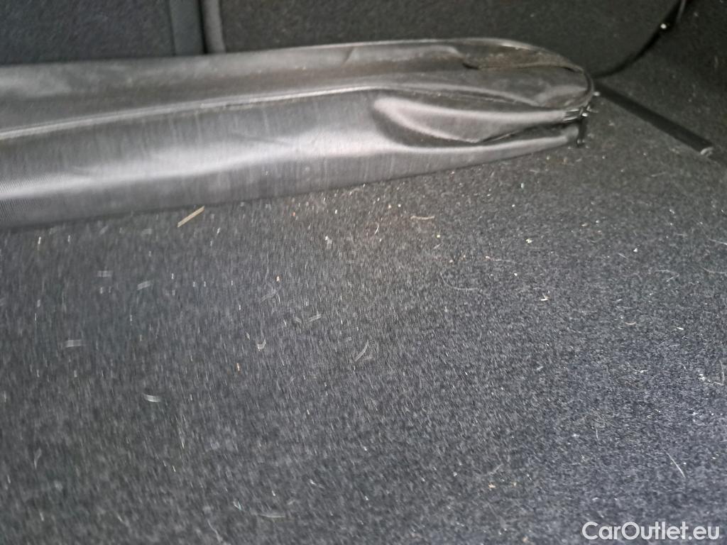  Mercedes  A-Klasse Clase A A 180 d (177.010) 2.0 115CV AT8 E6d #27