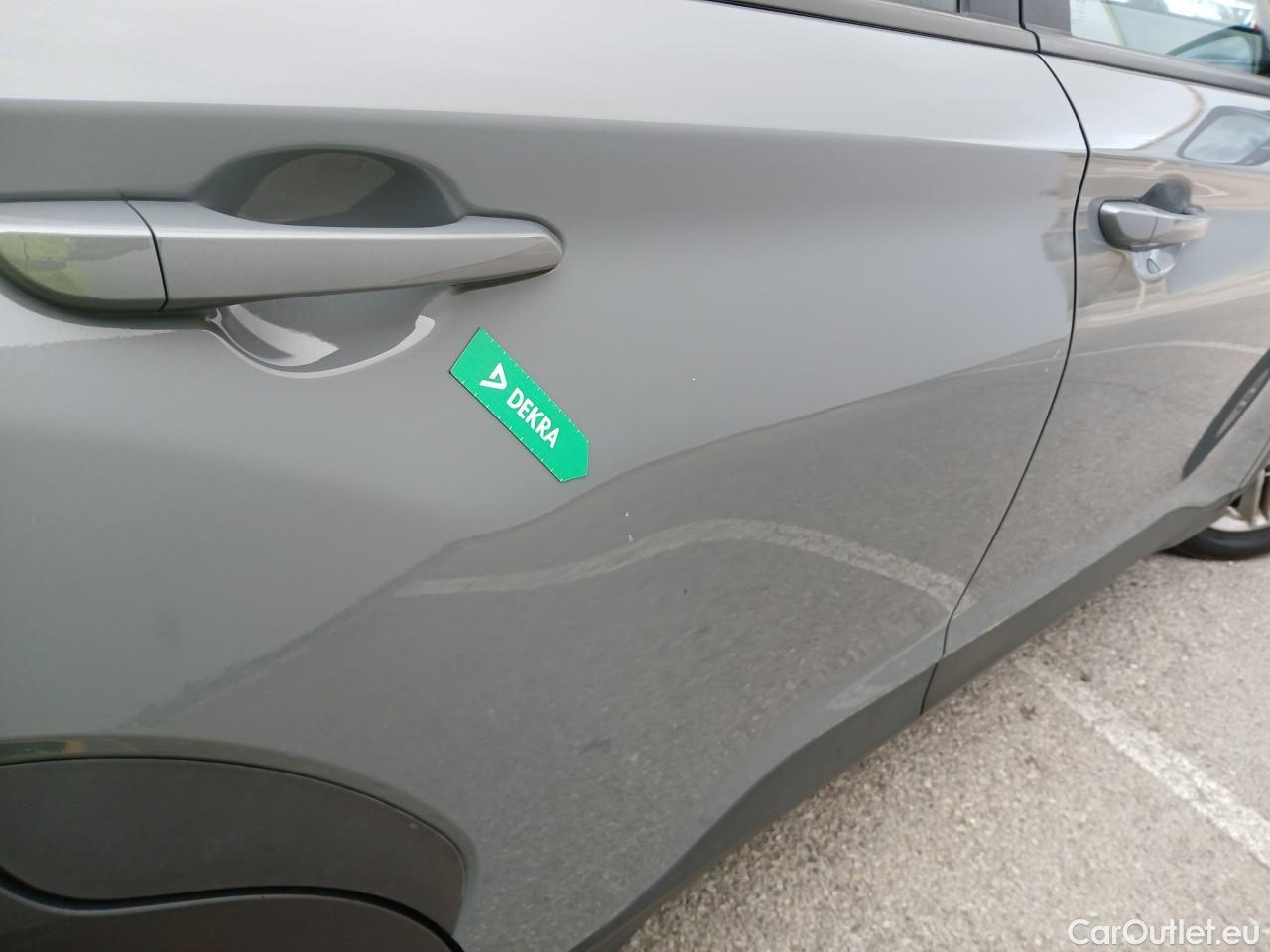  Hyundai  Konna HYUNDAI Kona / 2020 / 5P / todoterreno 1.0 TGDI 48V Maxx 4X2 #36