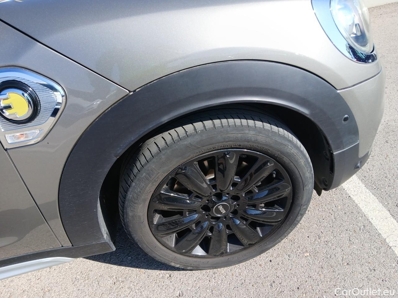  Mini  Countryman  Cooper S E ALL4 1.5 225CV AT6 E6dT #17
