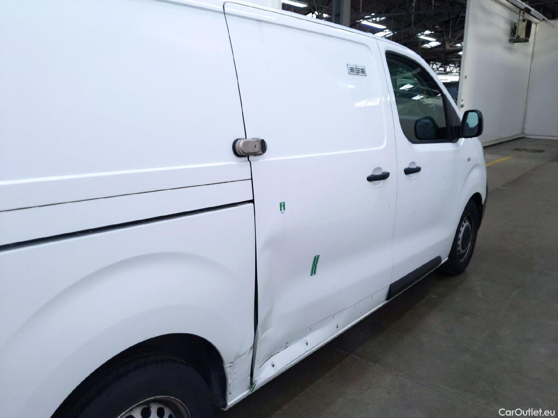 Citroen  Jumpy CITROEN  / 2016 / 4P / Fourgon tôlé XL BlueHDi 120 S&S BVM6 (340 Nm) Club #34