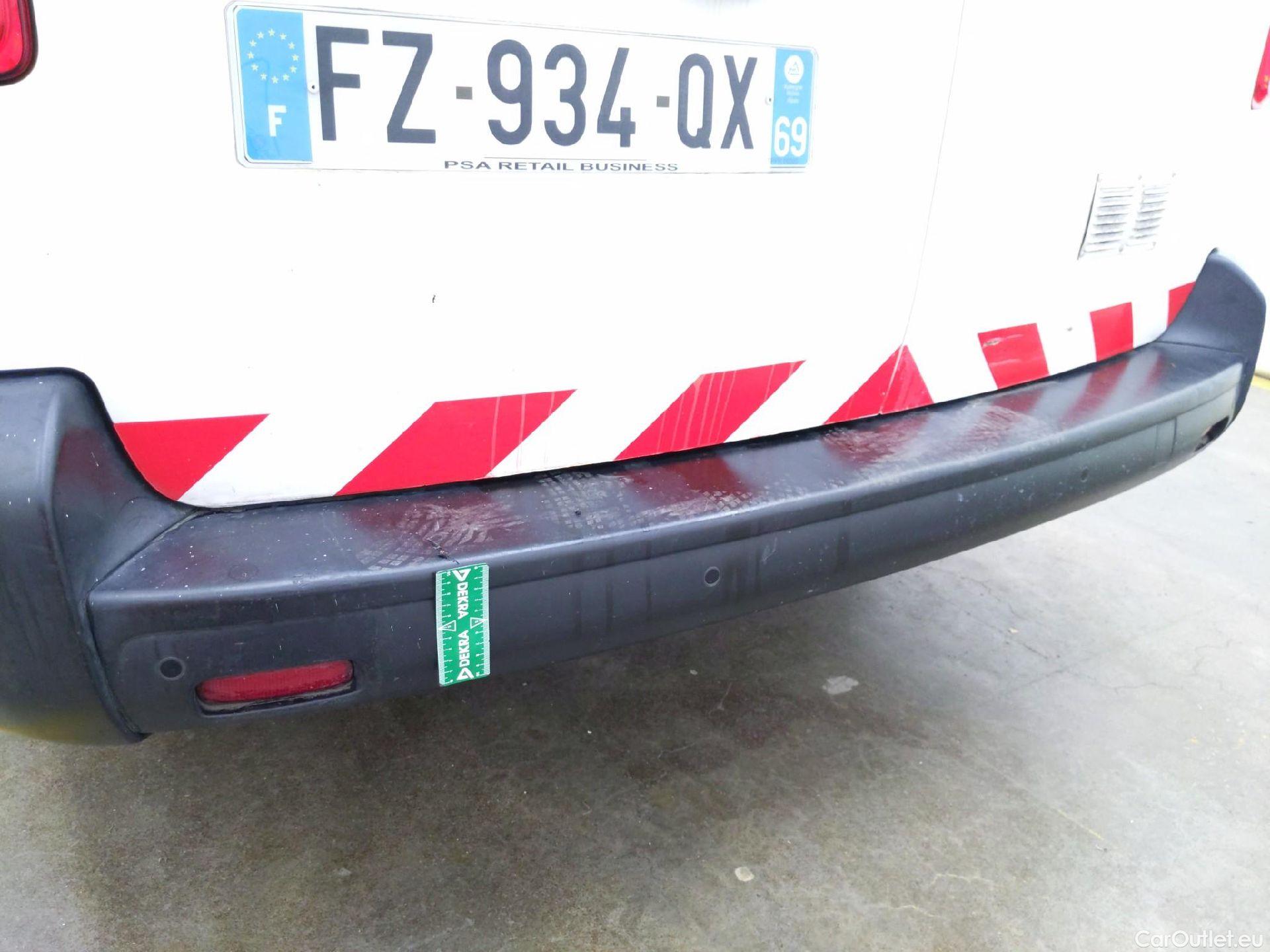  Citroen  Jumpy CITROEN  / 2016 / 4P / Fourgon tôlé XL BlueHDi 120 S&S BVM6 (340 Nm) Club #28